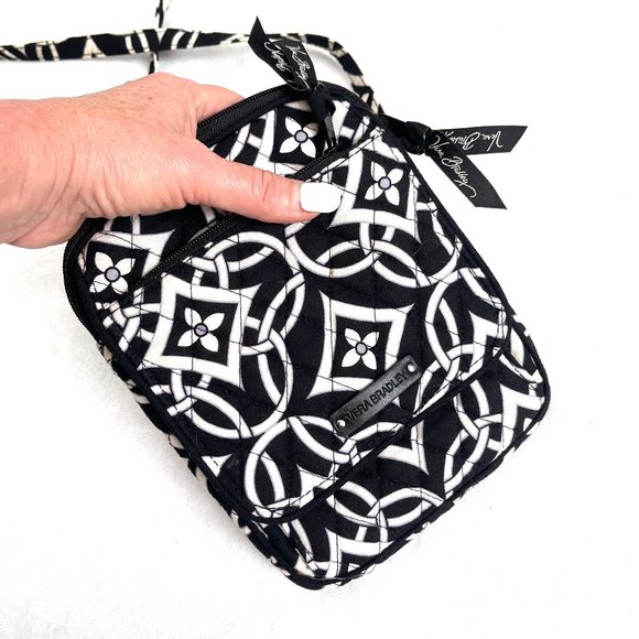 Vera Bradley Messenger Bag Black & White - Picture 12 of 15